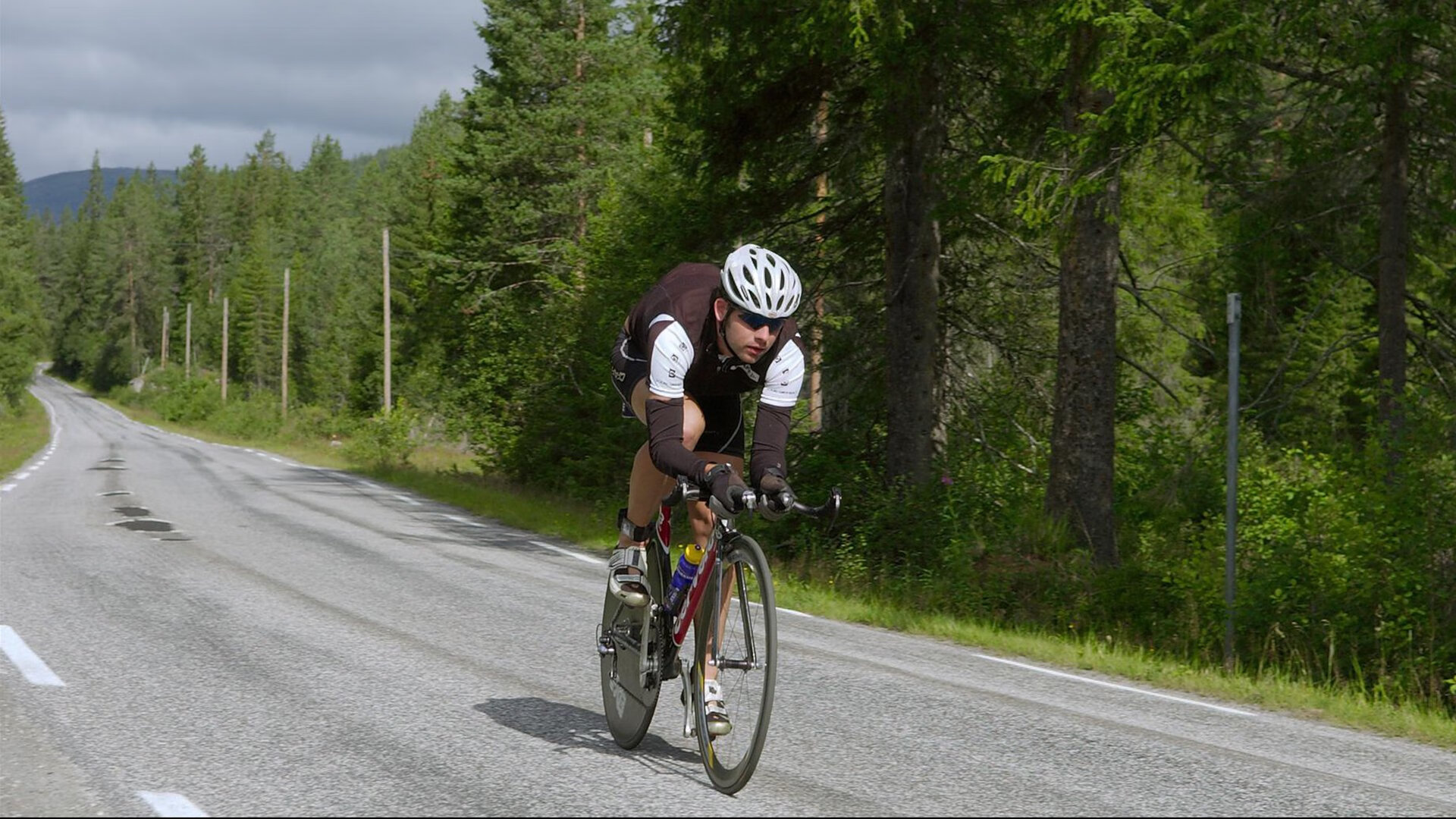 开局16连胜！孔帕尼的拜仁，谁能挡？，孔帕尼退役还是转会