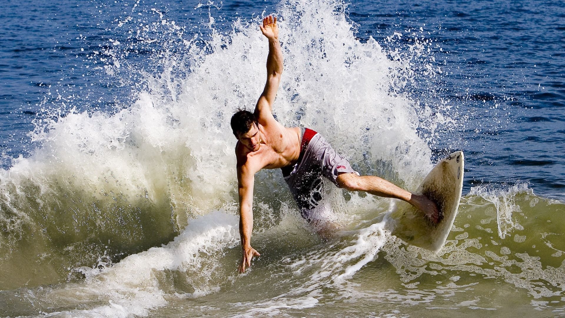 16分逆转未果！魔术7人上双终结绿军，布朗空砍32分，魔术 nba